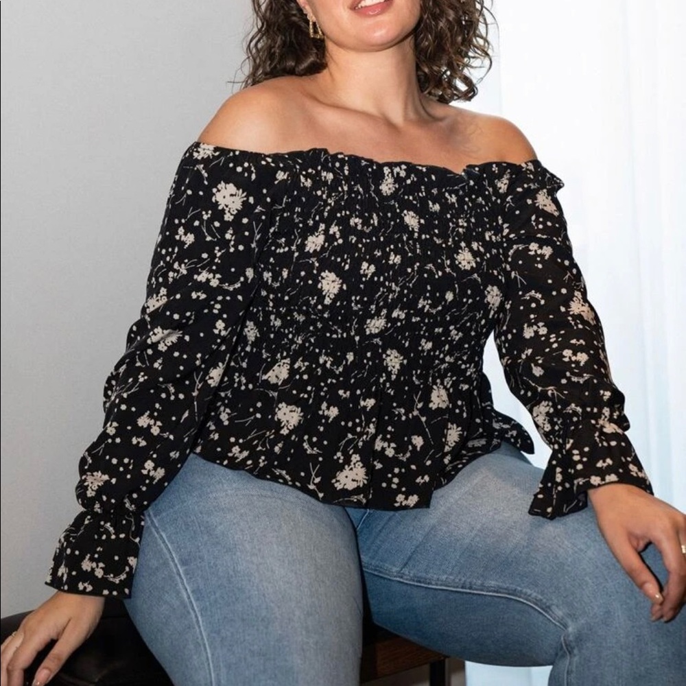 Shein Plus Flower print shirred peplum blouse 🖤🙌